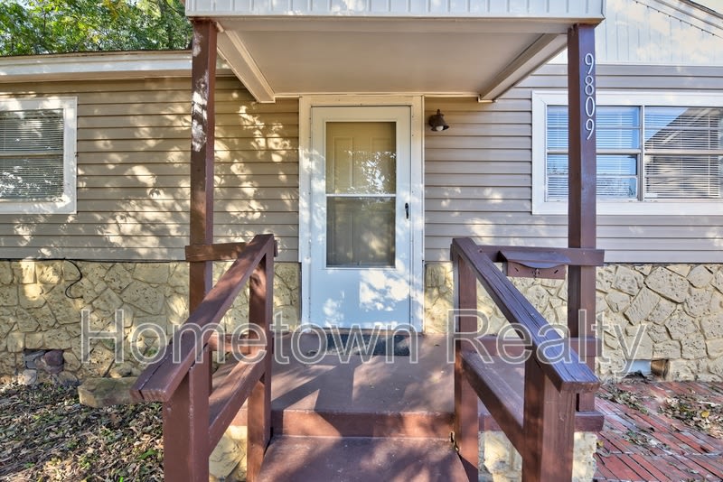 9809 N Mckinley Avenue – photo 5