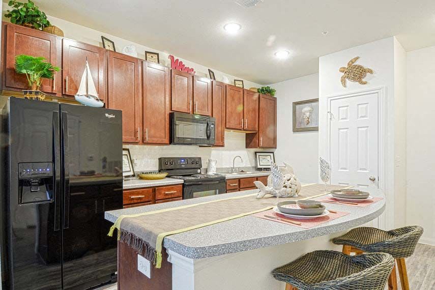 The Cove Apartments – photo 2