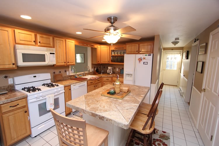 18 Great Hill Rd – photo 3