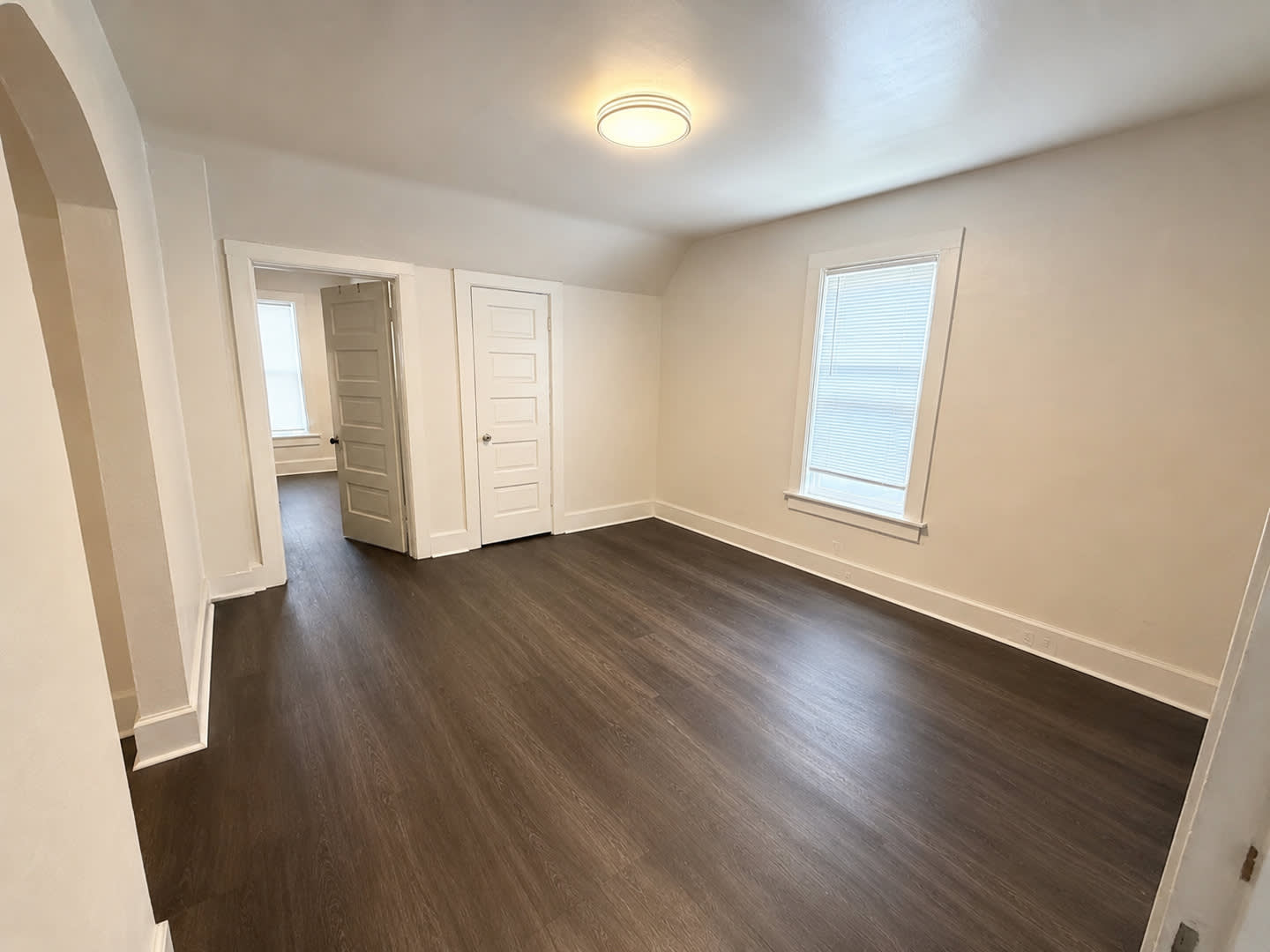 1112 Wisconsin Ave – photo 4