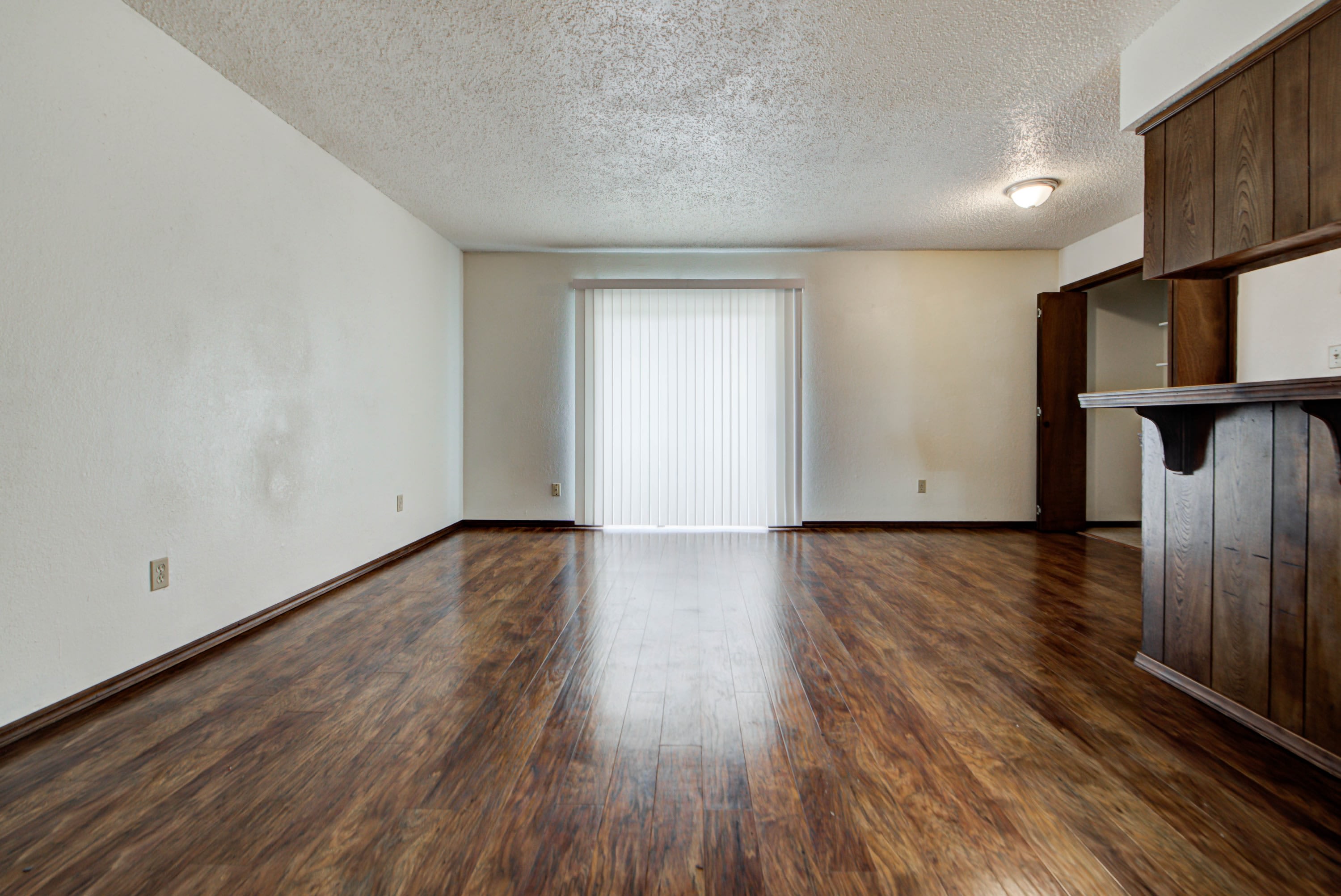 1315 Glen Oaks Court – photo 4