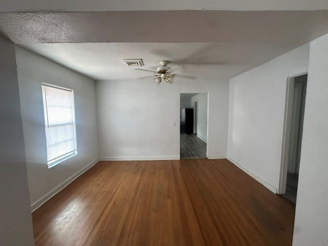 1322 N Lincoln Ave – photo 3