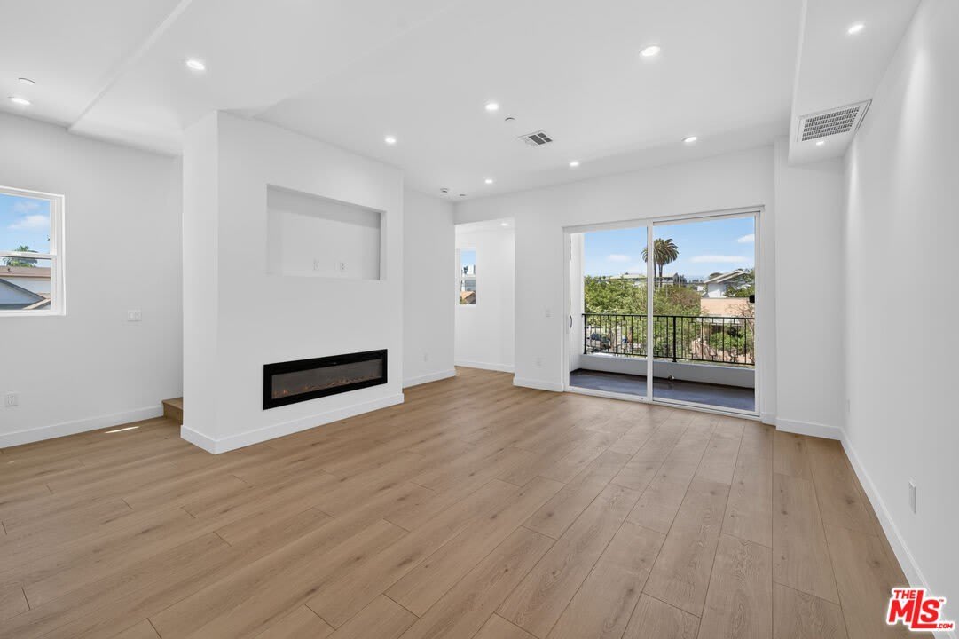 150 N Carondelet St – photo 5