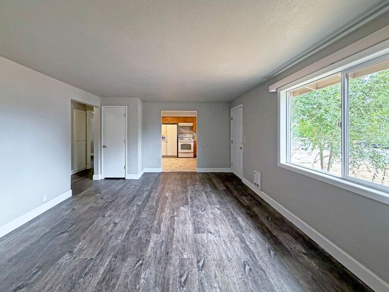 3825 Marshall Avenue – photo 5