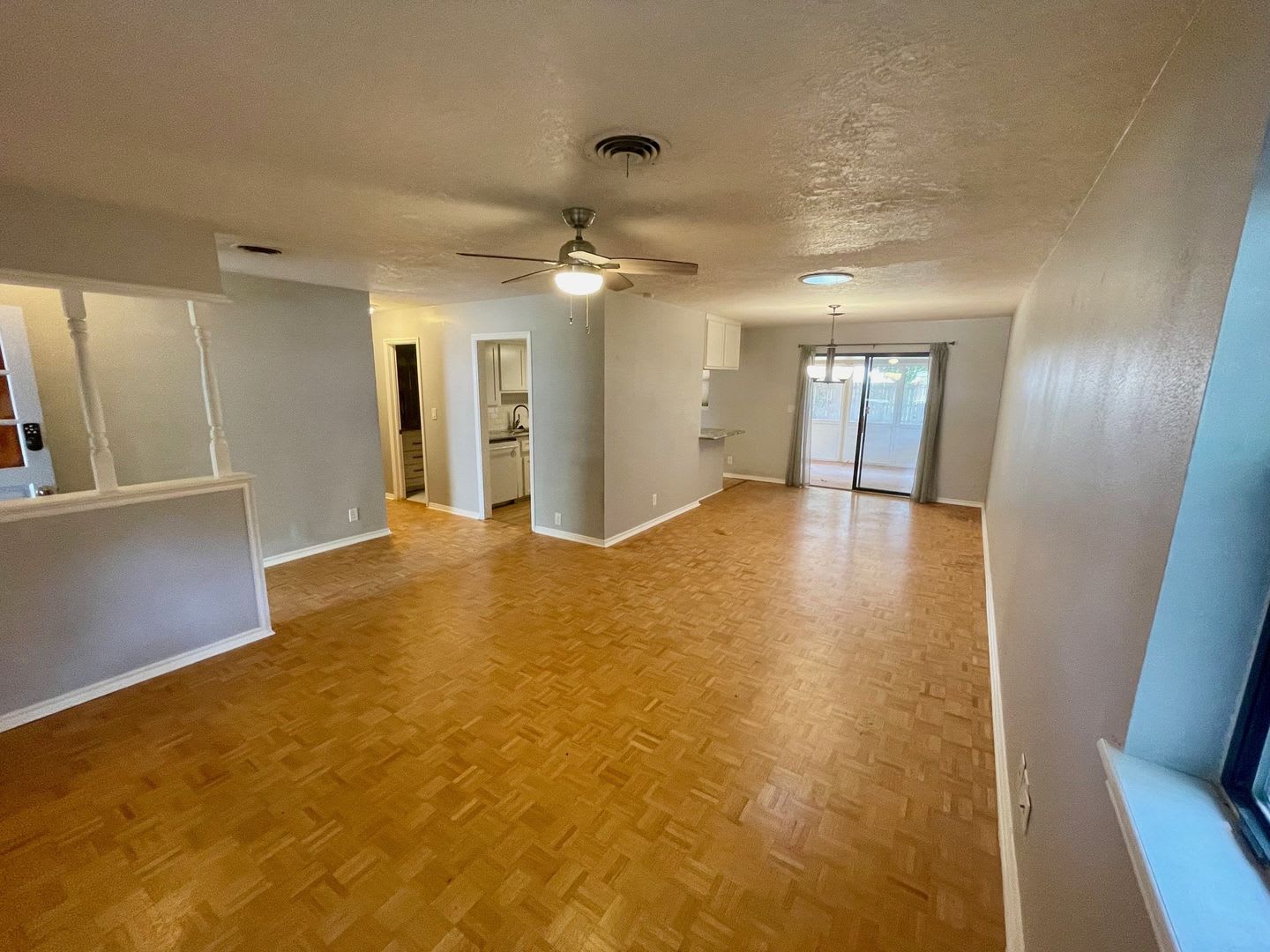 Remodeled Home On A Quiet Street Just One Mile West Of Ou Campus – photo 2