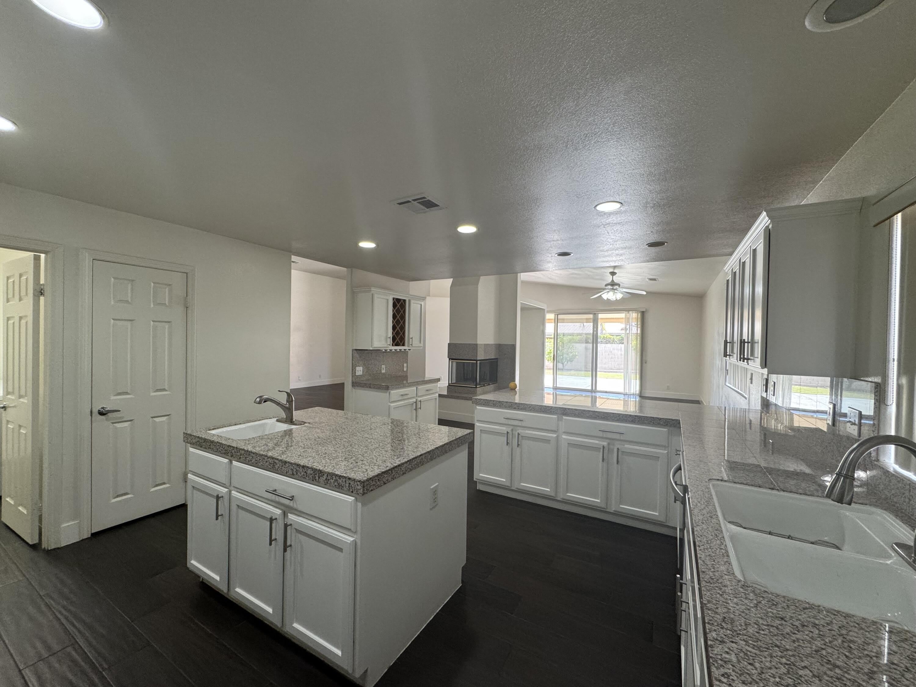 74081 W Petunia Place – photo 4