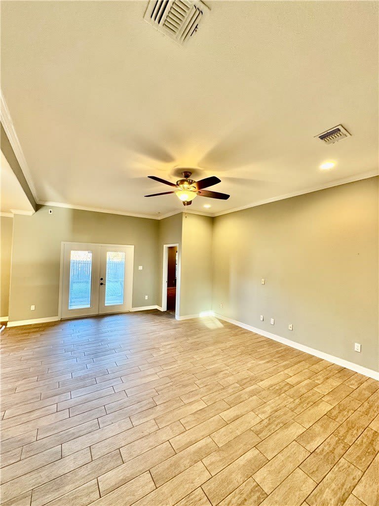 5722 Loire Boulevard – photo 5