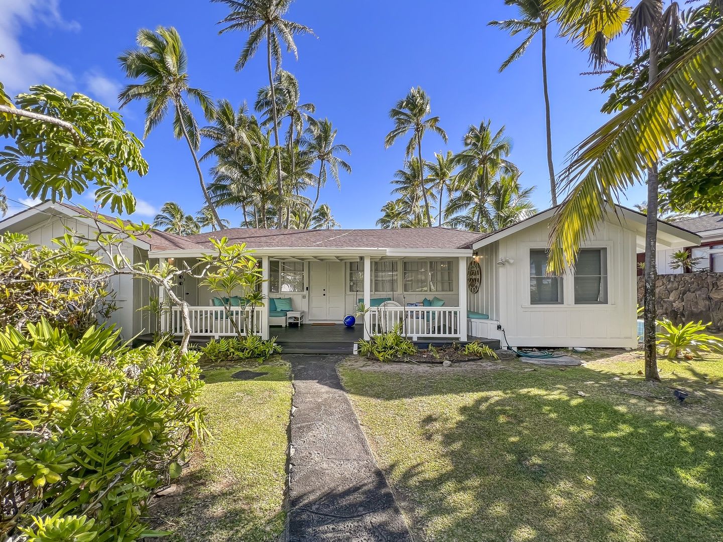 Peaceful Oceanfront Home Near Downtown Kailua w/ BBQ & AC: Kai Mele – photo 3