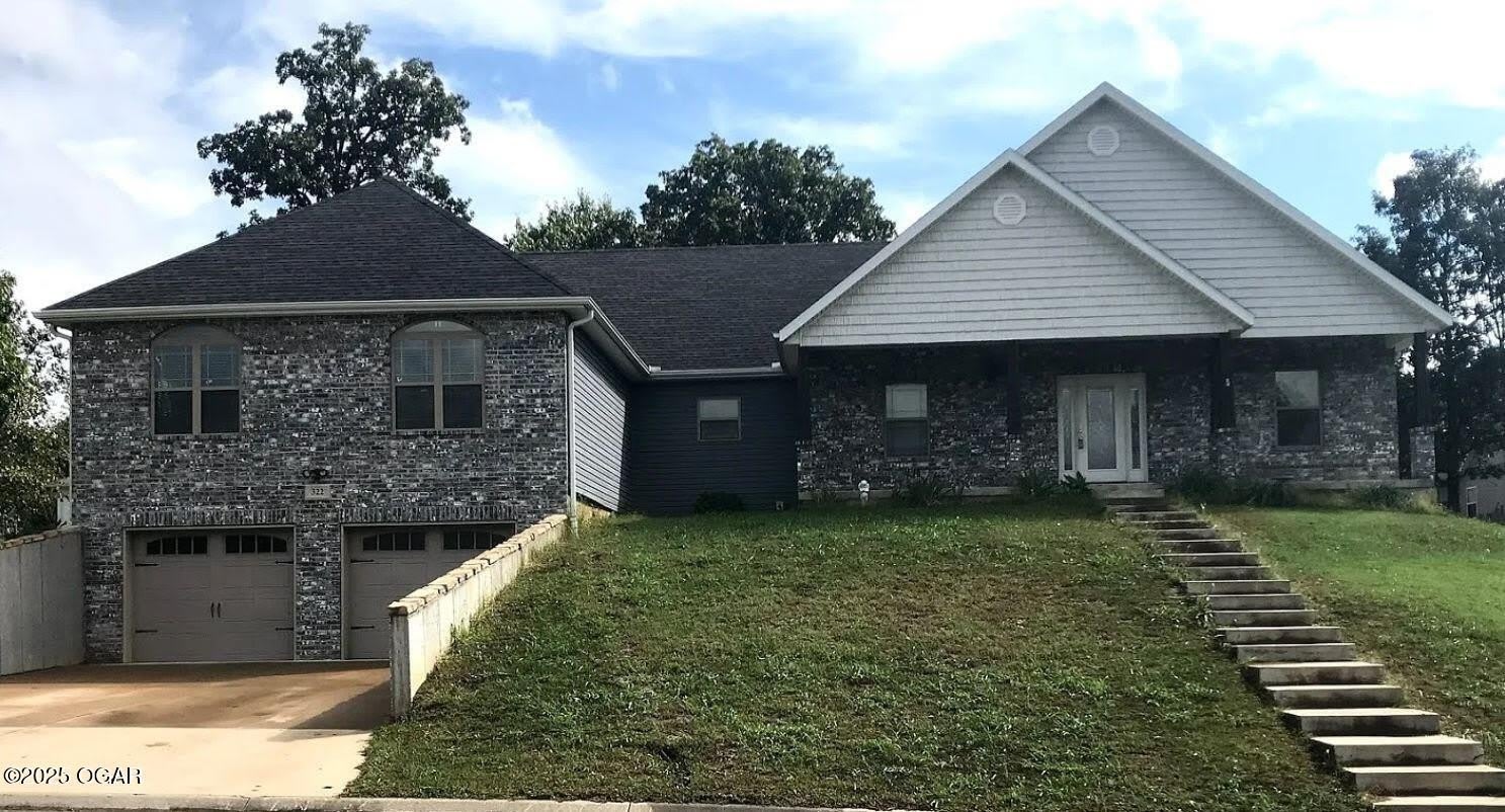 322 Tee Lane – photo 1