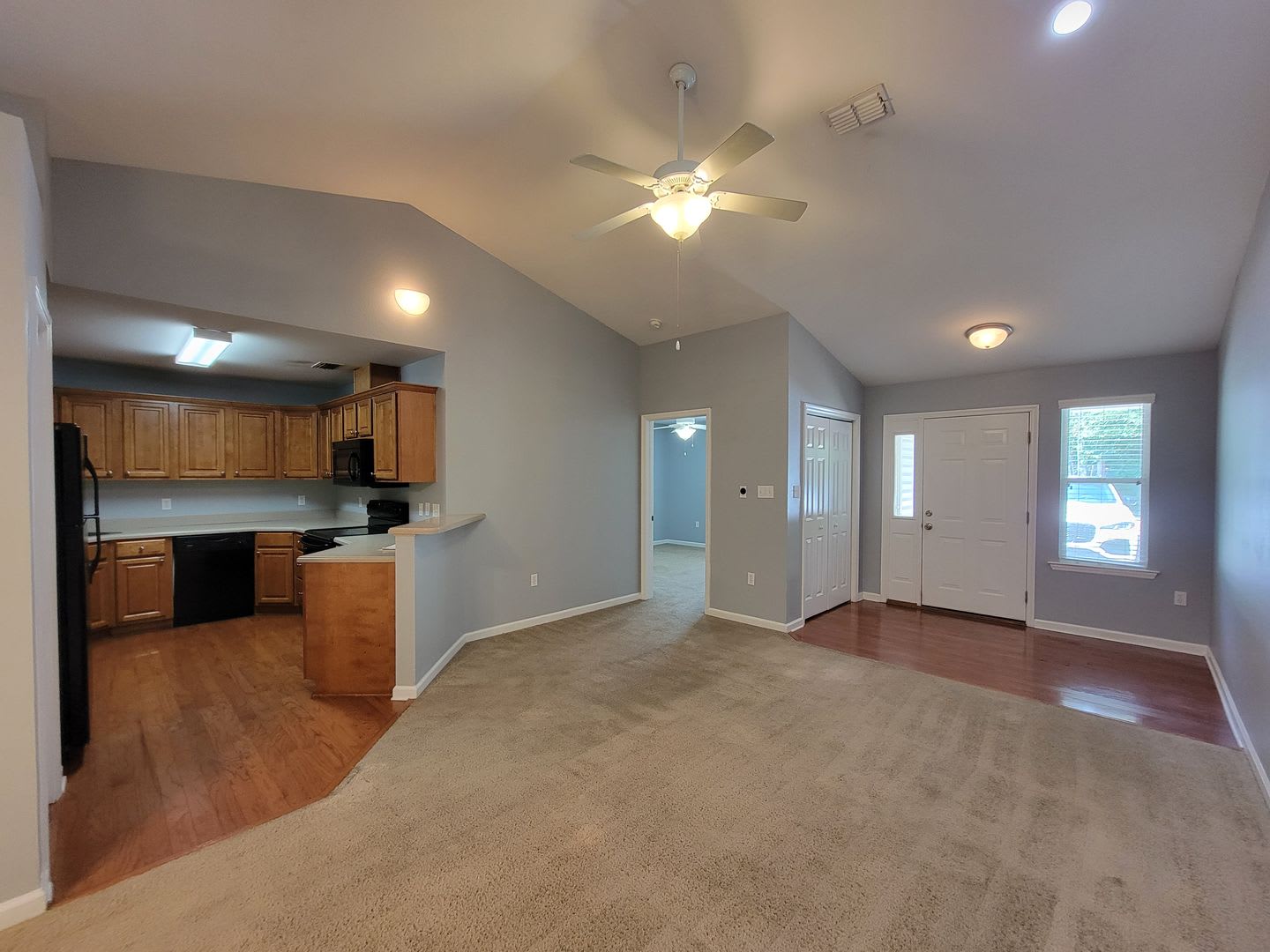 3 bedroom townhome at 1659 Quazar Rd available for rent right away for $1695 per month – photo 5
