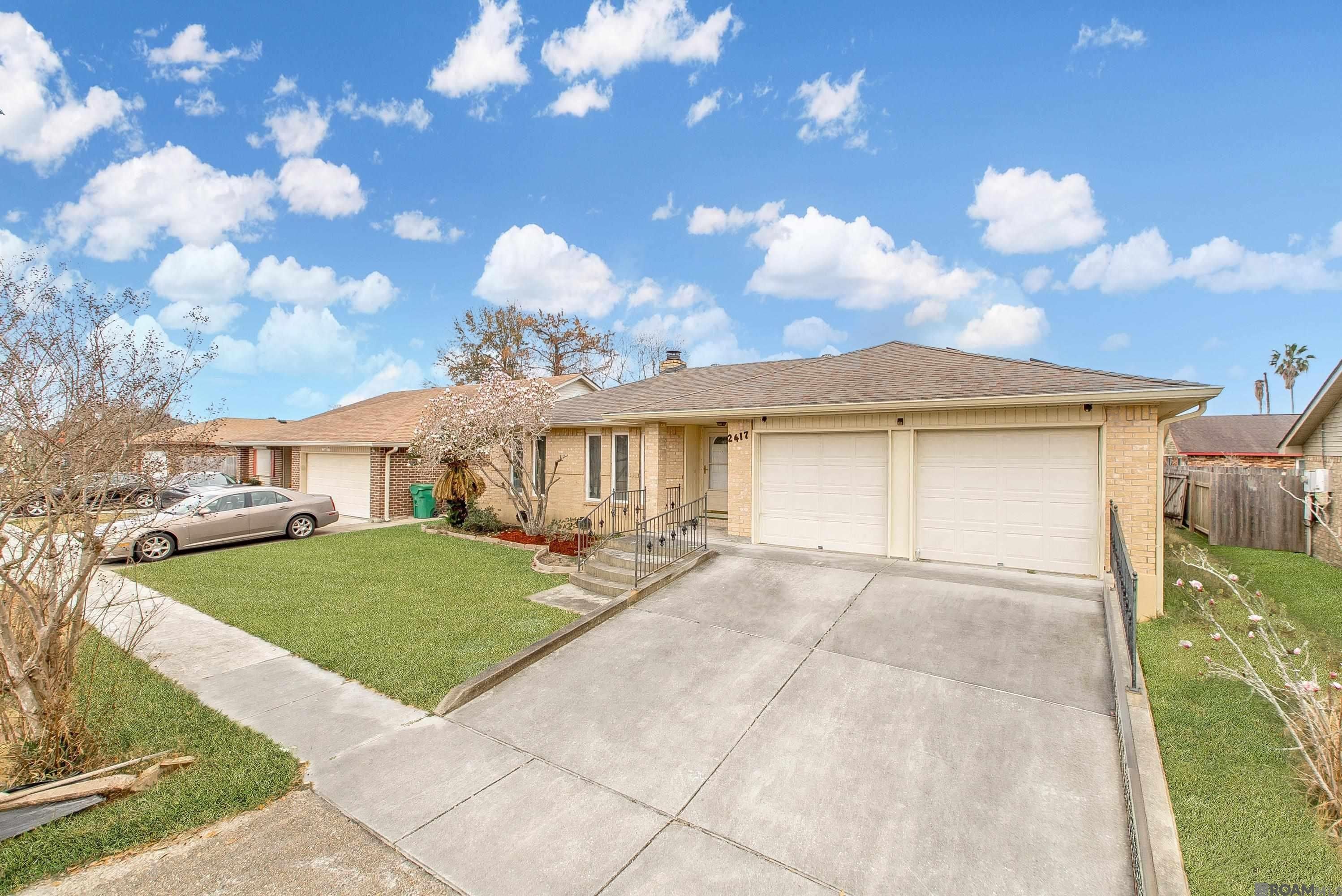 2417 Tattersall Drive – photo 2