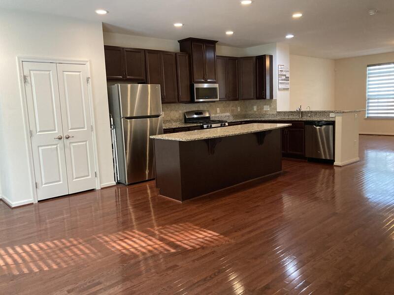 227 West General Grey Court – photo 3