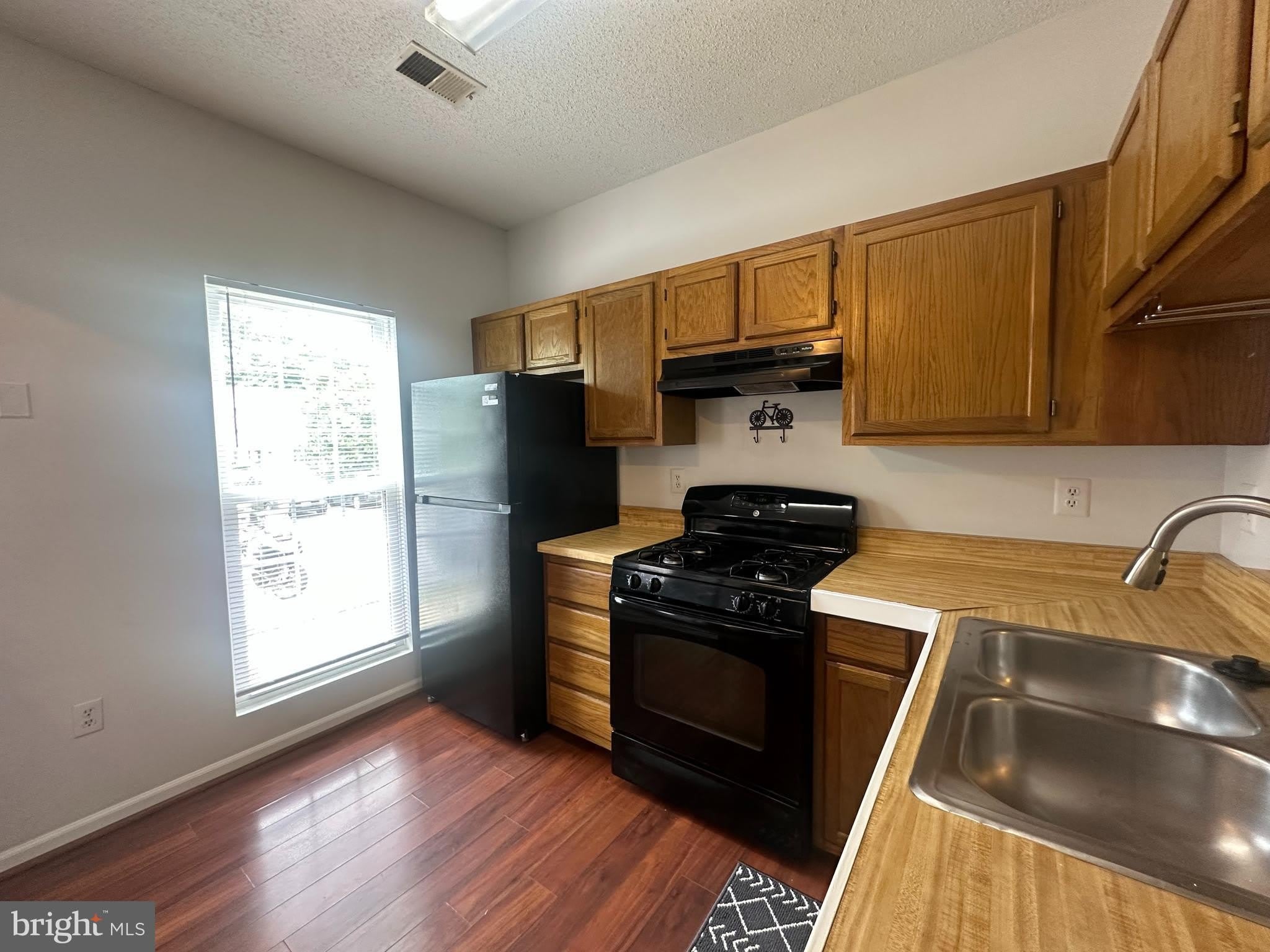 7223 PARSONS Court – photo 3