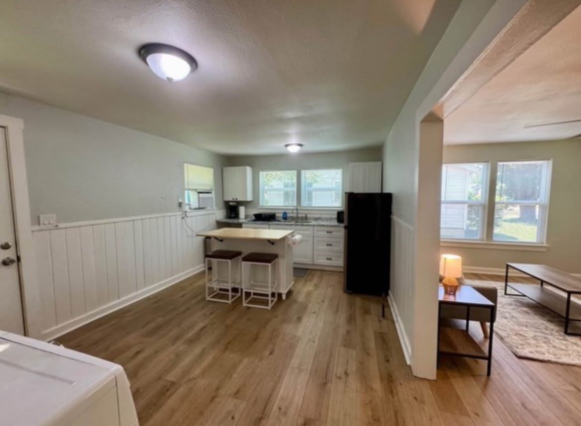 1210 Hogan Lane – photo 3