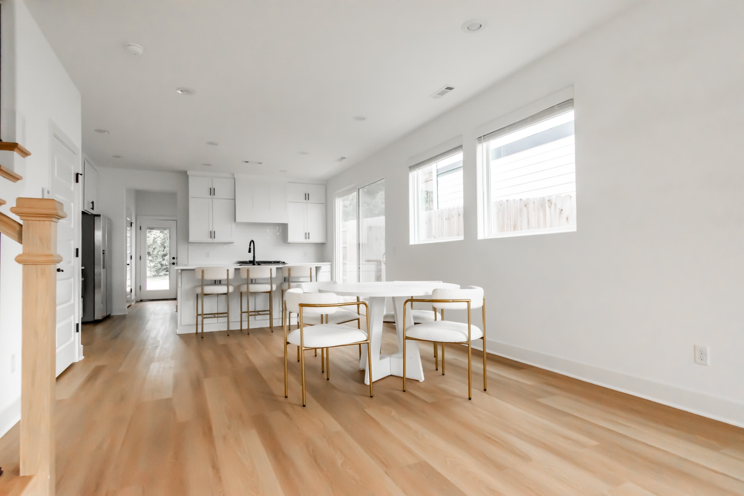 1599 Brooks Avenue – photo 5