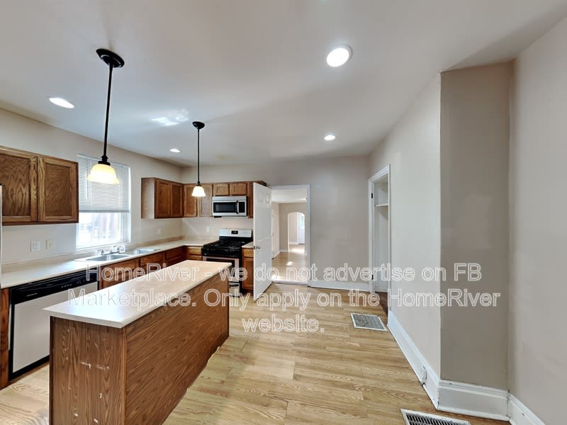 4520 Minerva St – photo 5