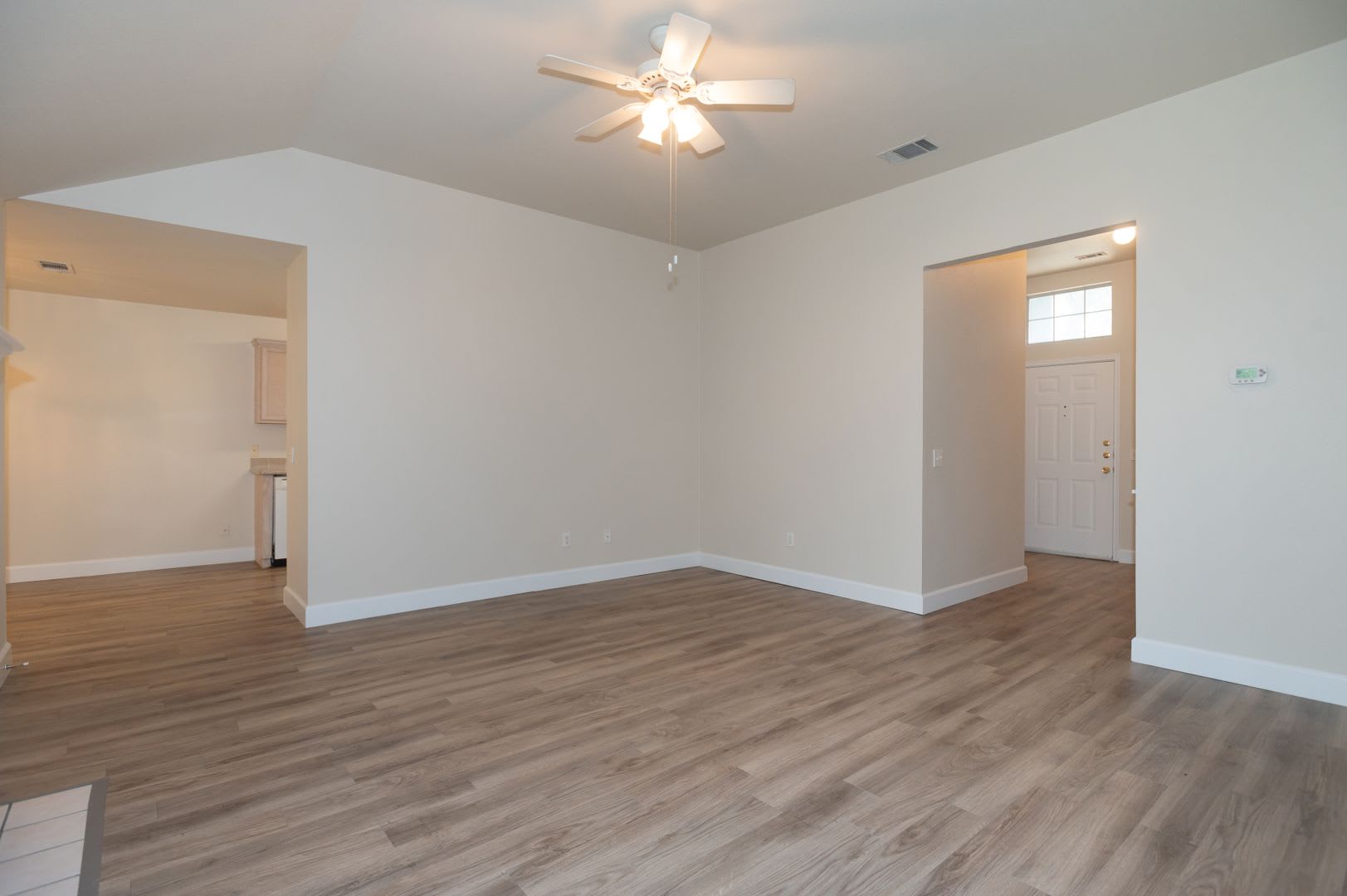 Leander Single Story for Rent – photo 5