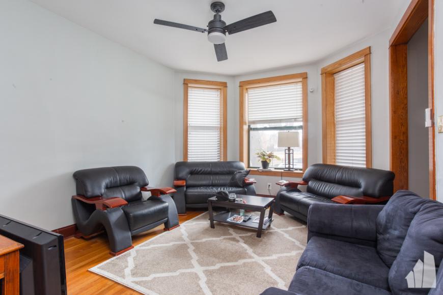 1538 Wrightwood – photo 3