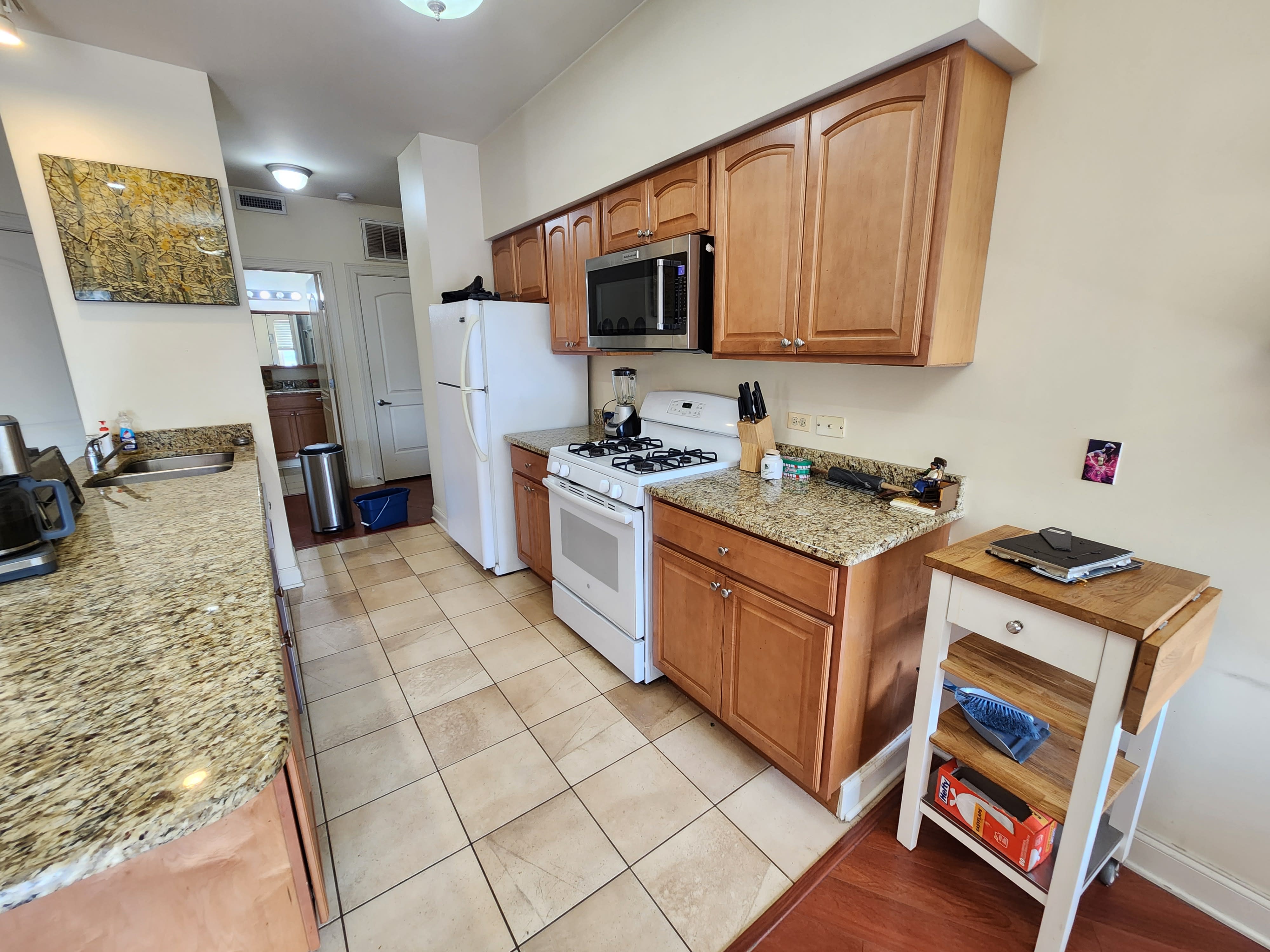 2318 N Milwaukee Ave – photo 4