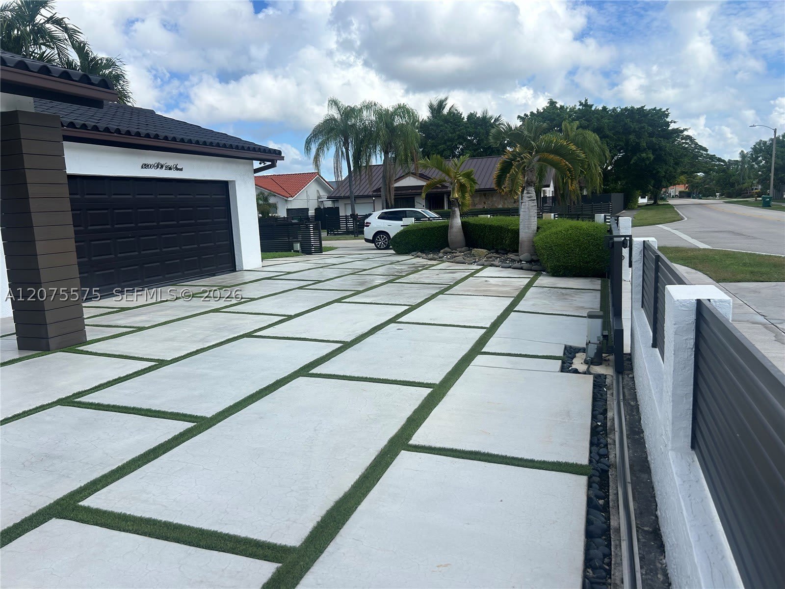 13200 SW 25th St – photo 4