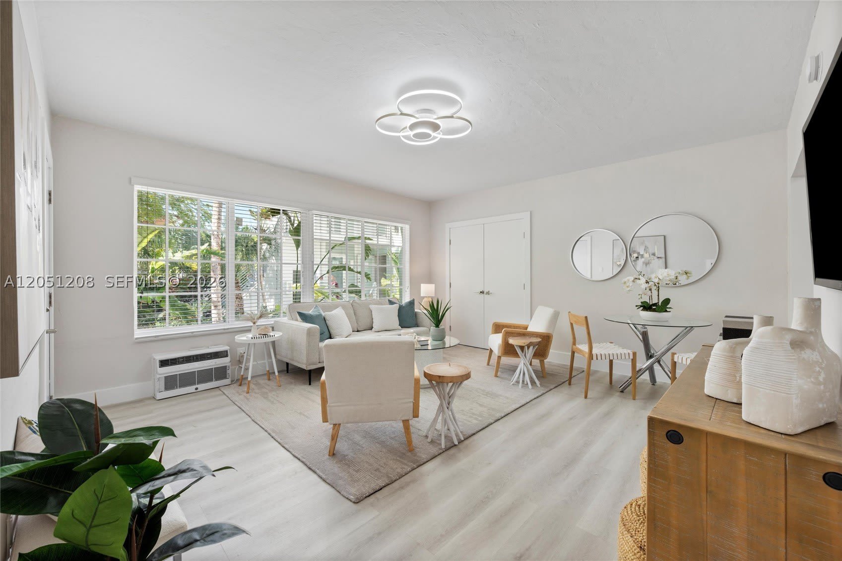 2420 Flamingo Dr – photo 3