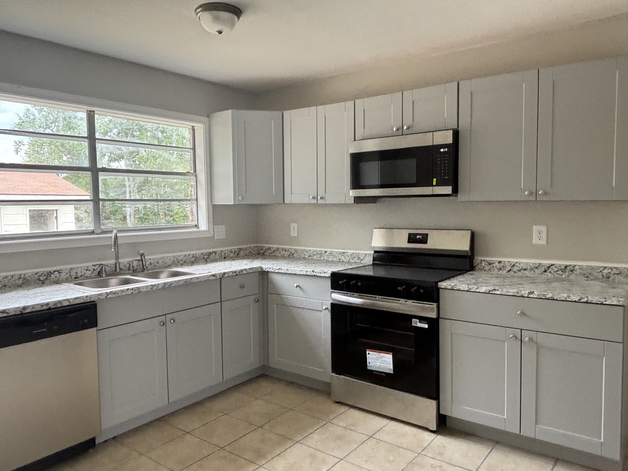 15212 Big Ridge Rd – photo 2