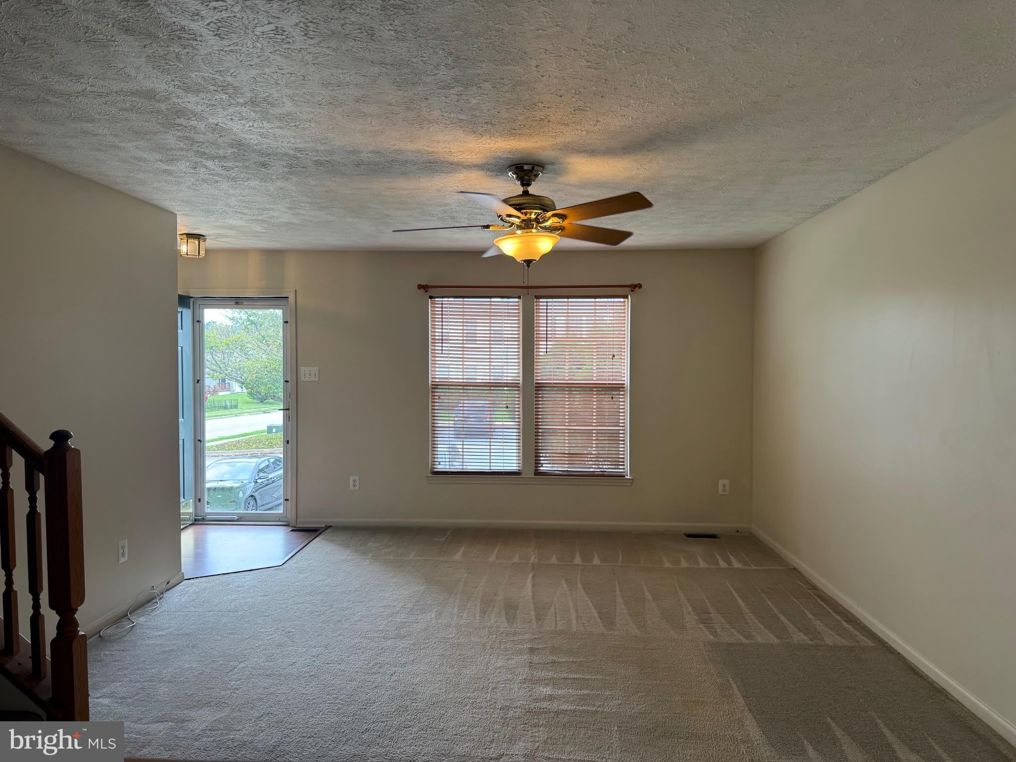 4 E SHETLAND Court – photo 2