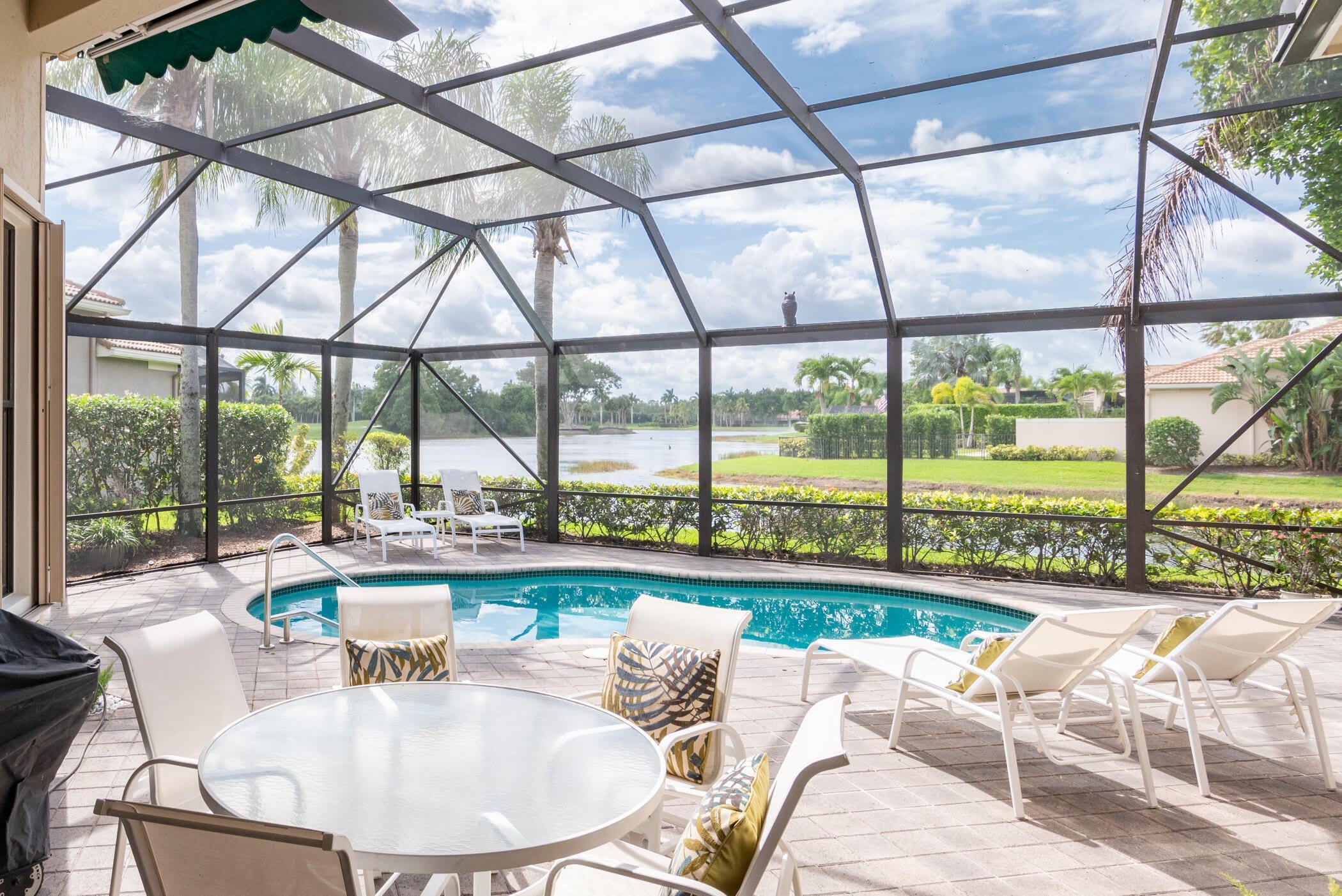 10240 Blue Heron Cove – photo 2