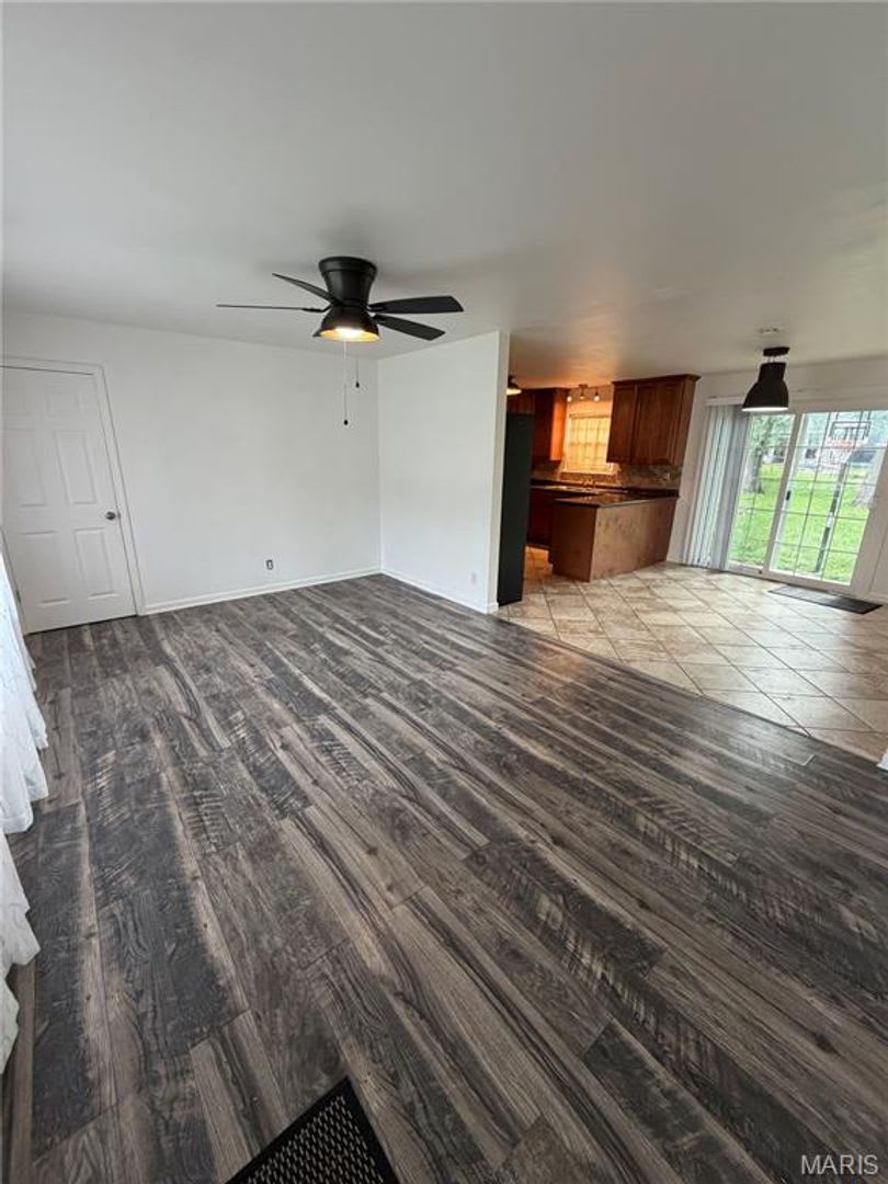 713 PLAZA DRIVE – photo 2