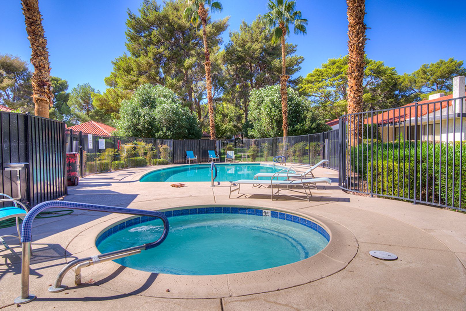 2574 Pera Circle Las Vegas Nv 89121 – photo 4