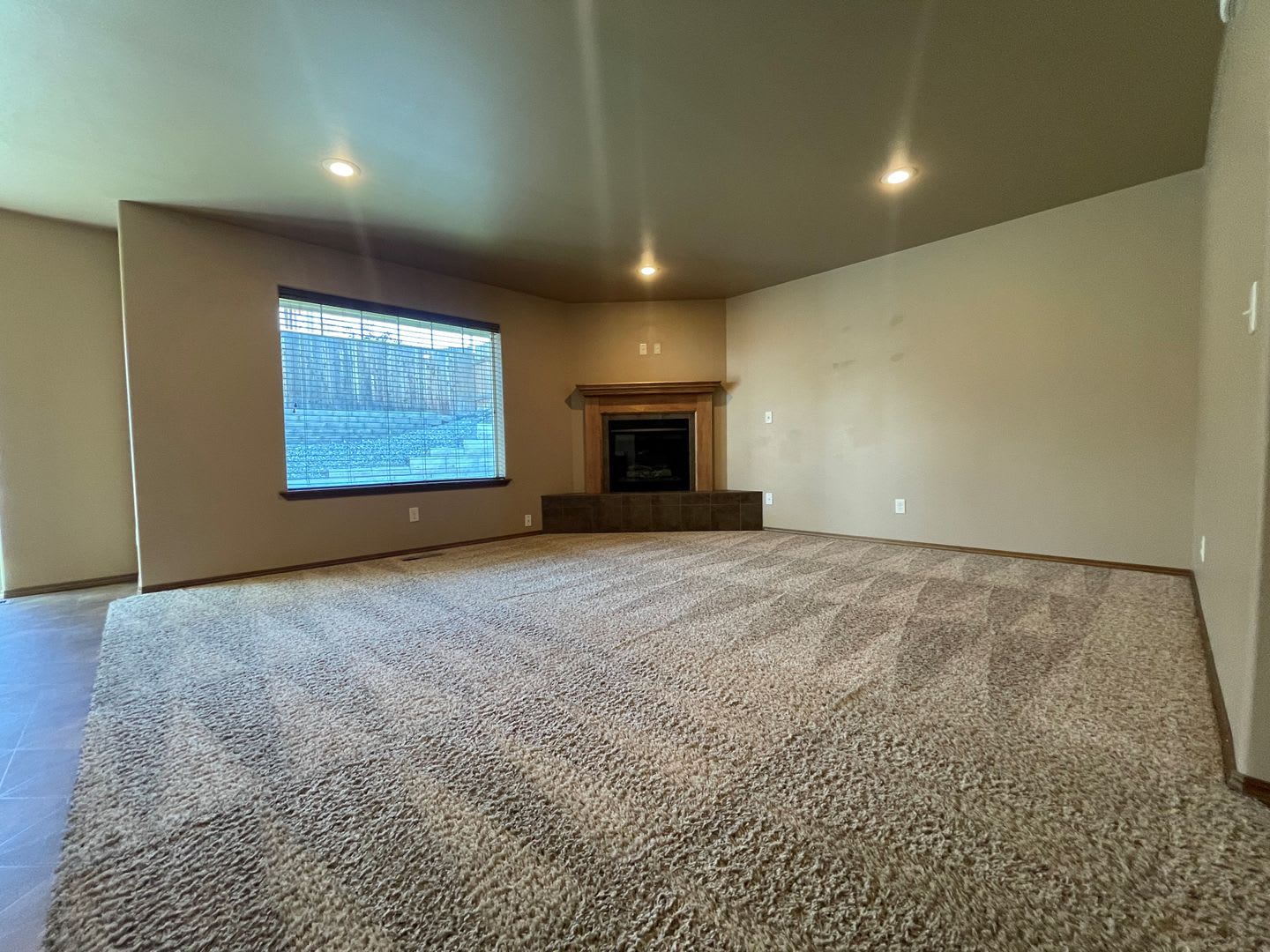 Beautiful Home available Now – photo 4