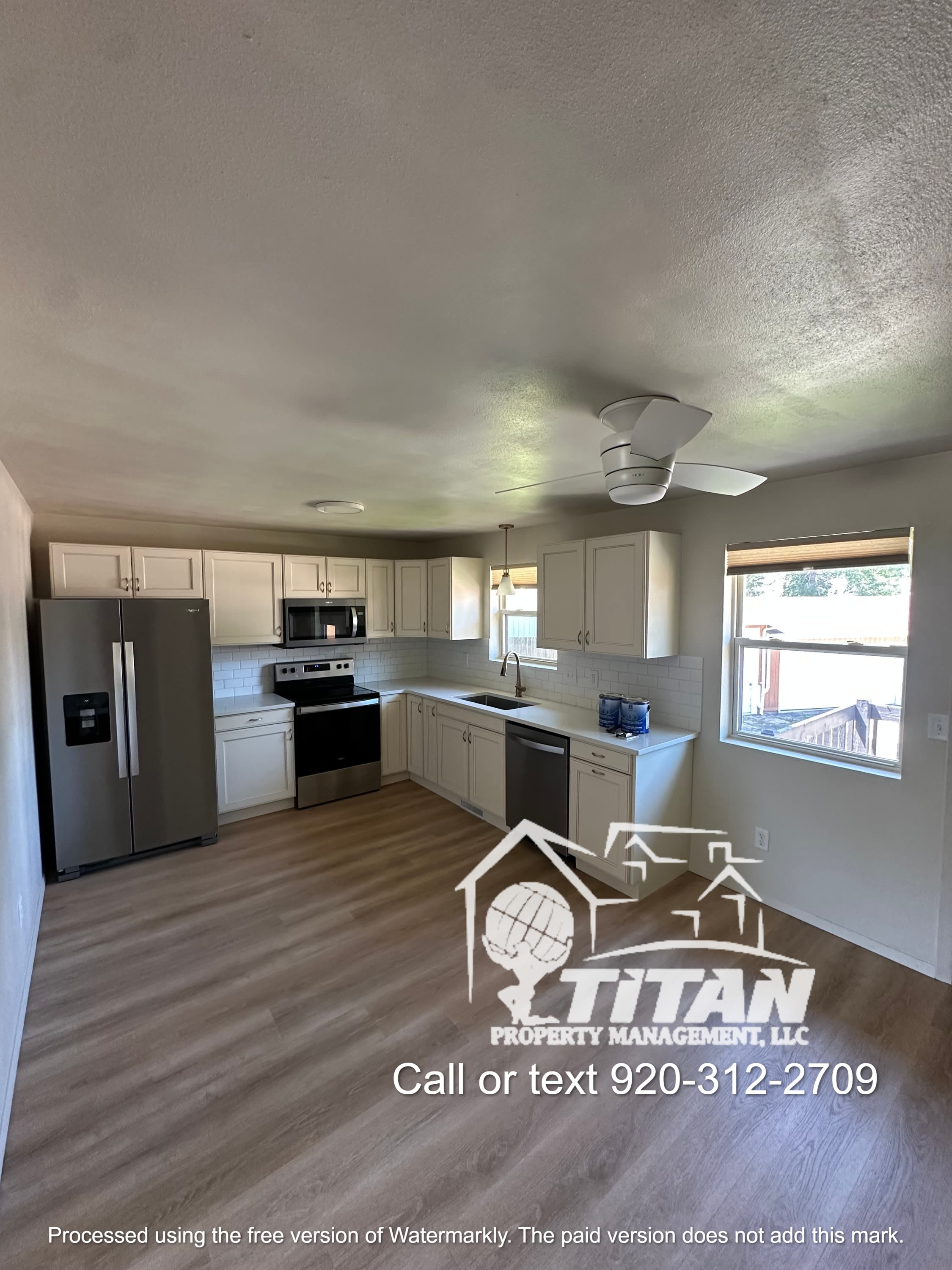 1546 Manitowoc Road – photo 4