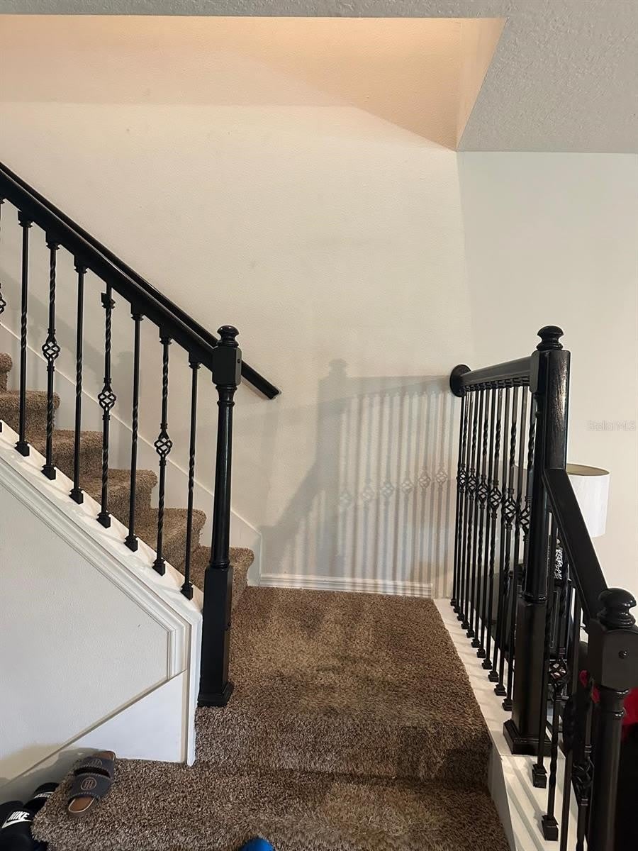 1382 RILEY Circle – photo 4