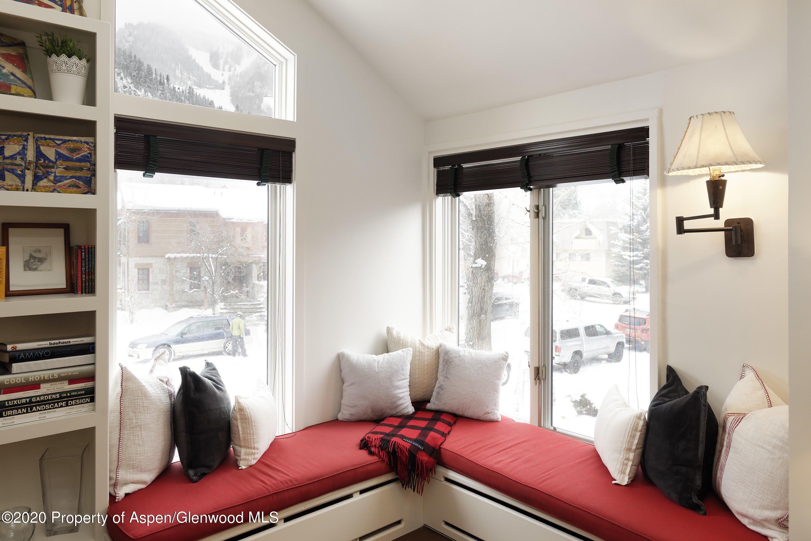 900 E Durant Avenue – photo 3