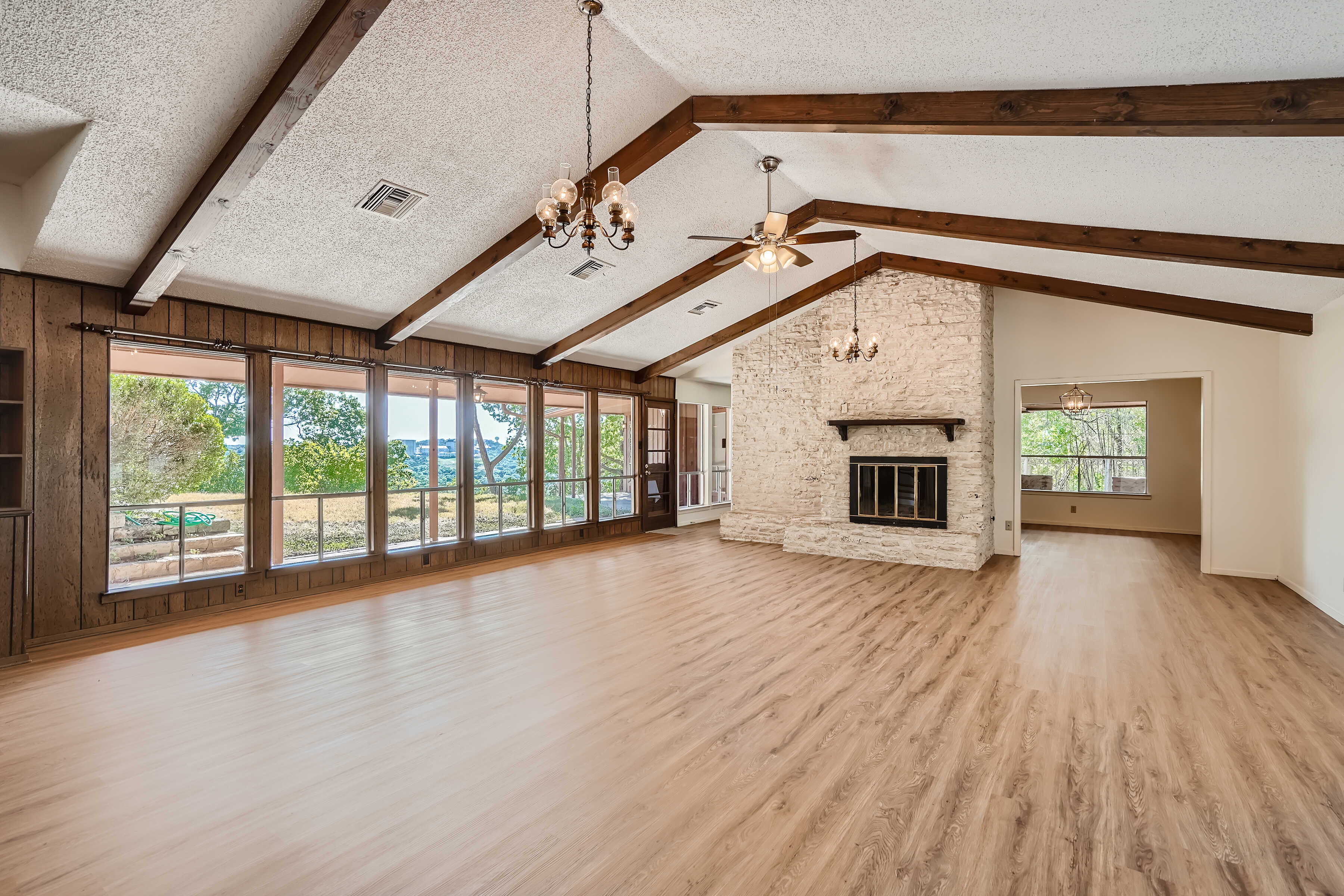 1110 Falcon Ledge Drive – photo 2