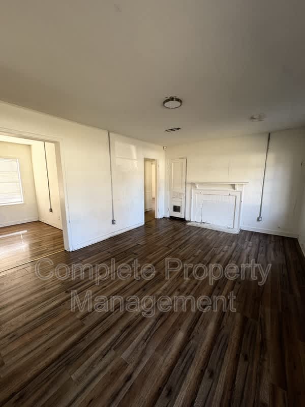 1933 Saint Charles Court Southwest – photo 2