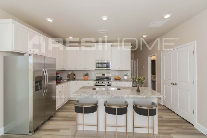 382 Phaeton Lane – photo 1