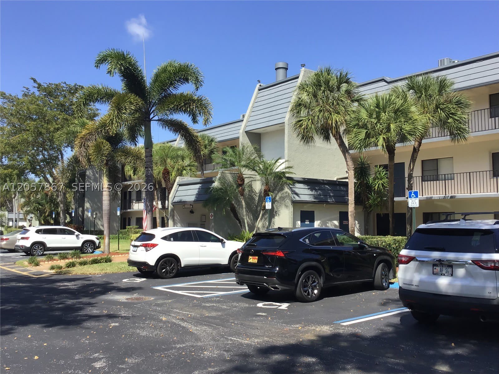 4832 Esedra Ct – photo 3