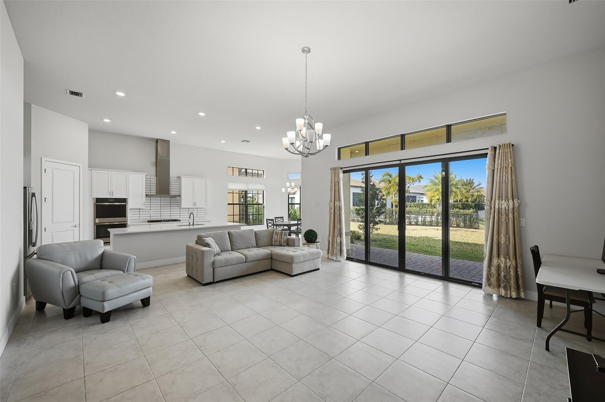 7818 Rowan Terrace – photo 5