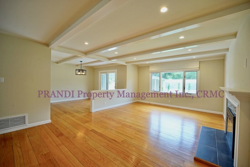 51 Locksly Ln – photo 3