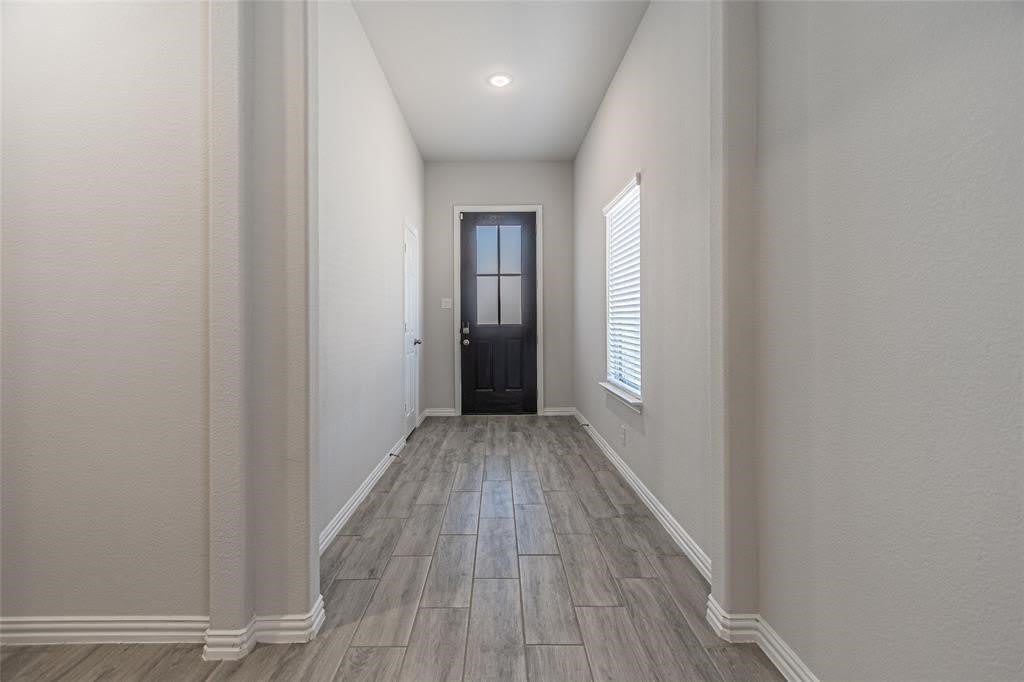 579 Ruthye Lane – photo 4