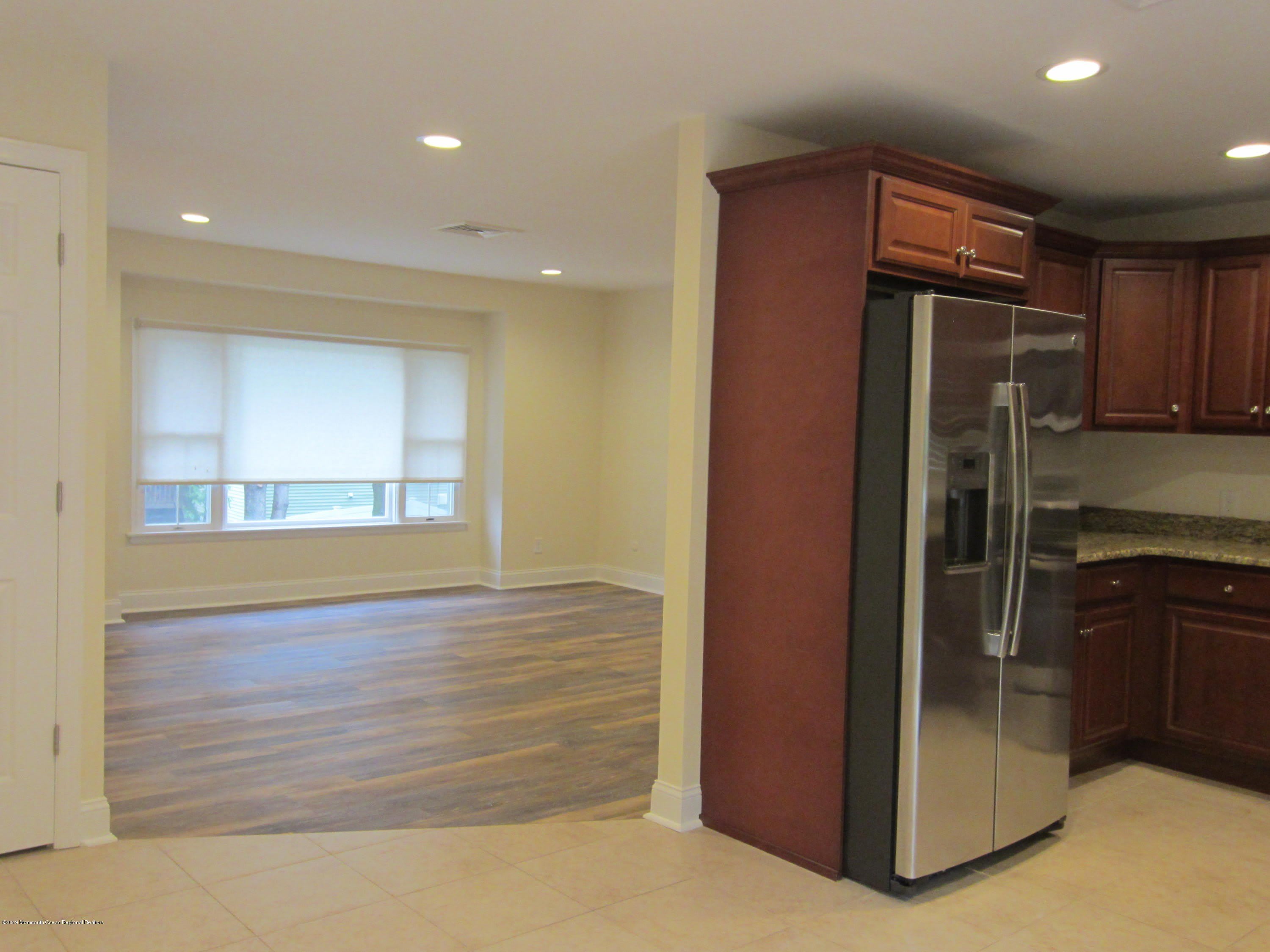 22 Lasatta Avenue – photo 3