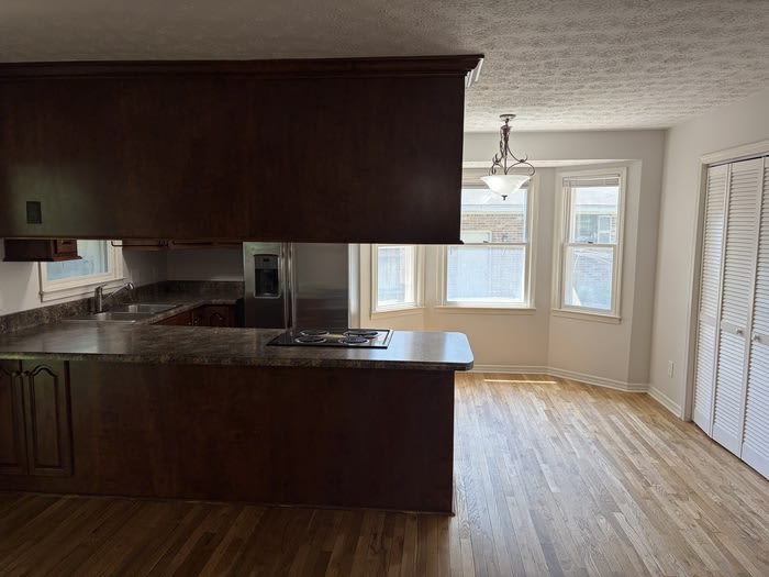409 Cloverleaf Drive – photo 3