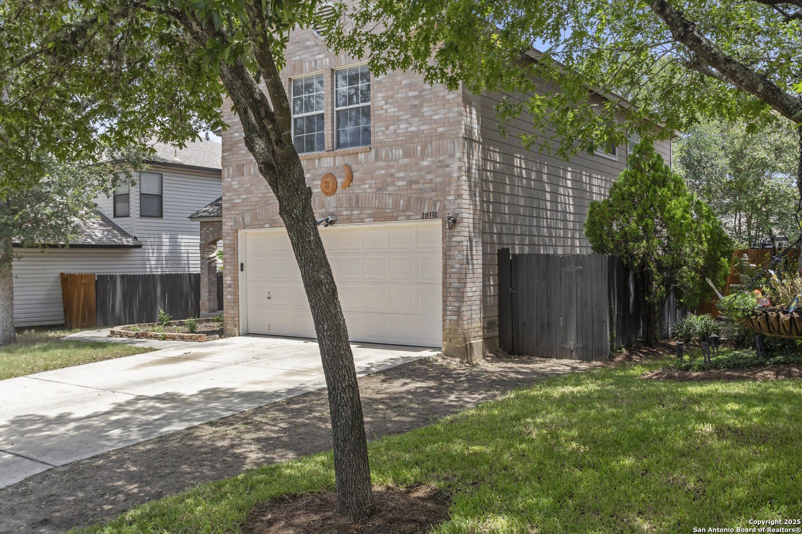 10138 Sandbrook Hill – photo 2