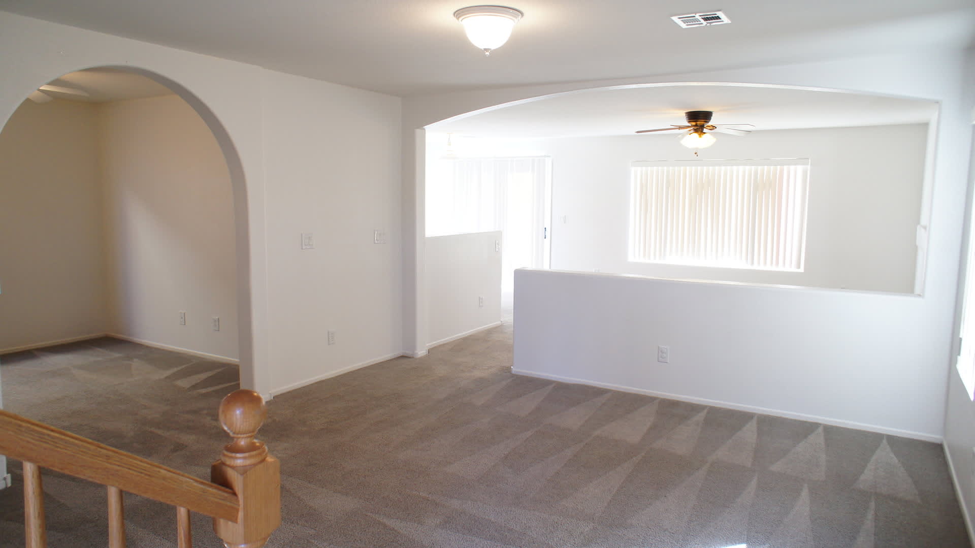 4 Bedroom, 2.5 Bath Home with 2 Car Garage! – photo 2