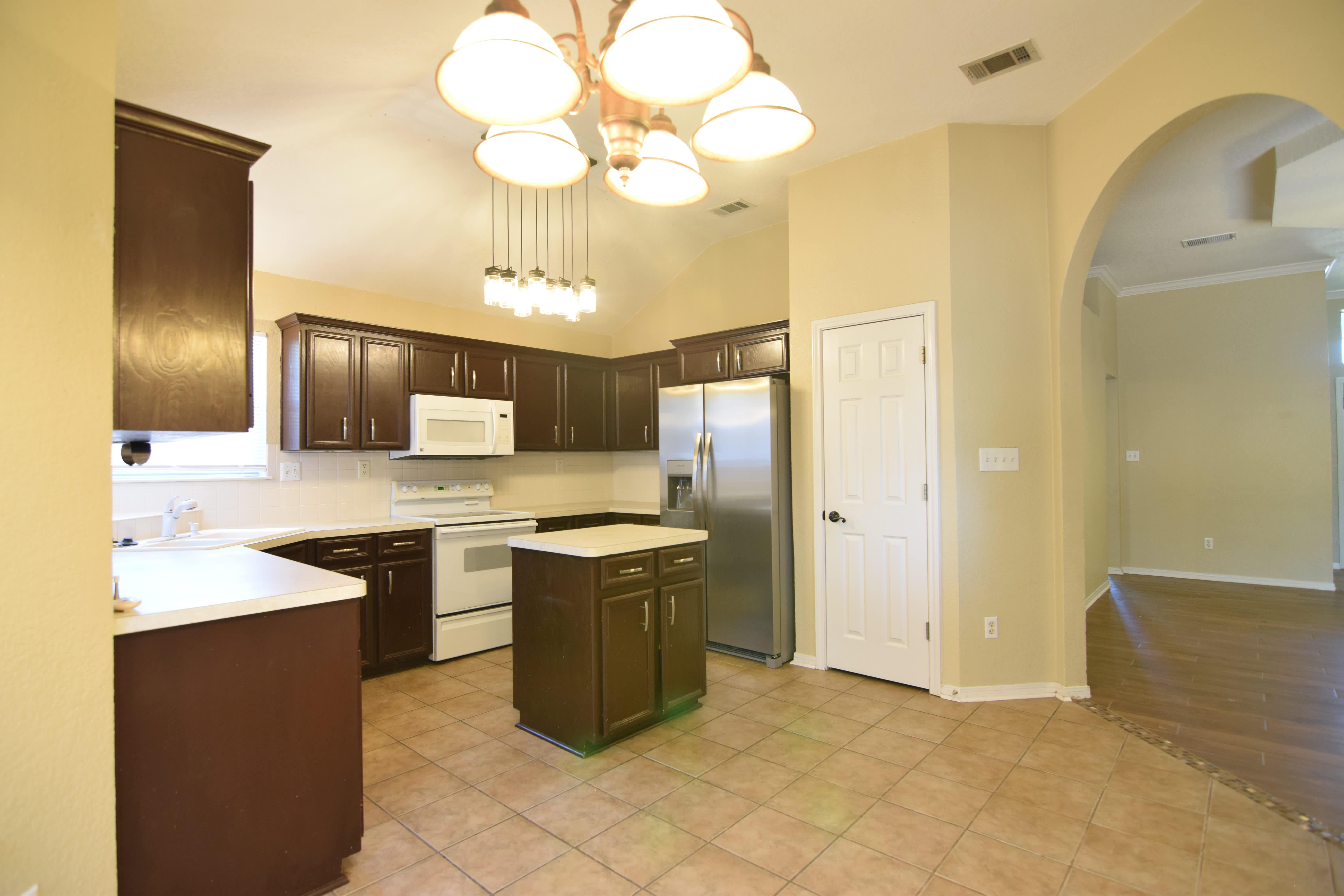 2206 Sandstone Dr – photo 5