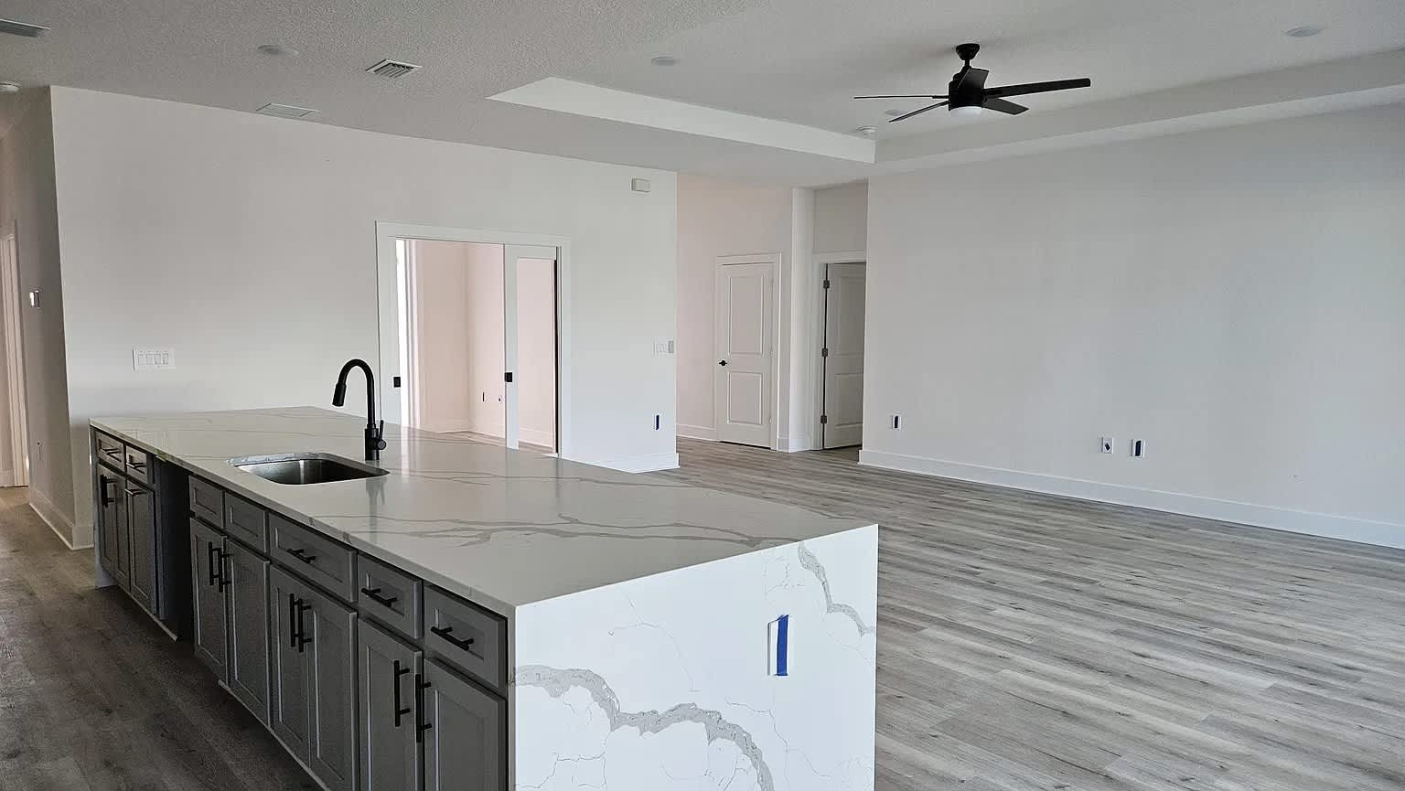 14118 Fort Myers Ave – photo 3