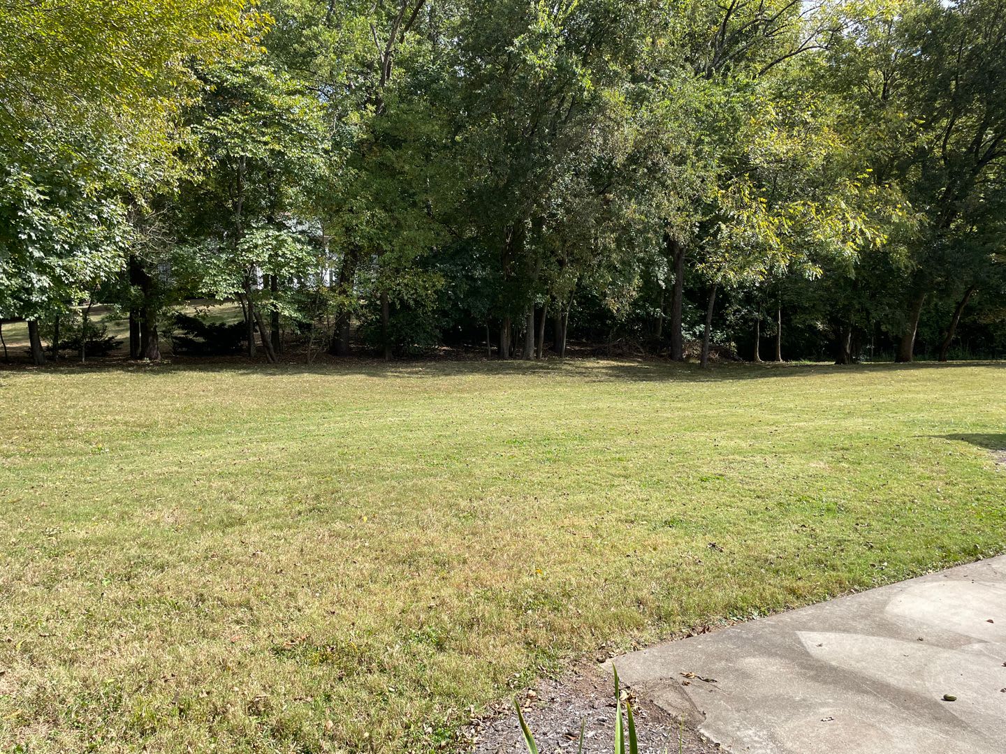 Farragut One-Level 2BR/ 2BA One-Level Condo – photo 2