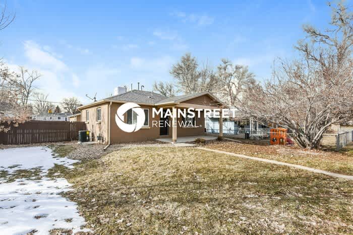 4675 South Acoma Street – photo 2