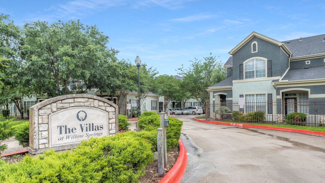 Villas at Willow Springs Apartments – photo 2